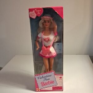 Barbie Valentine Fun Doll in Pink and White